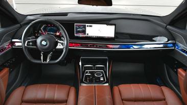 BMW Série 7 Berline 740d — photo 12