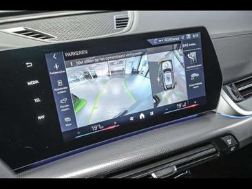 BMW IX2 Coupé SUV XDrive30 — photo 9