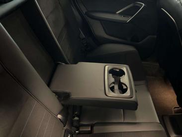 BMW X1 SDrive20d — photo 12