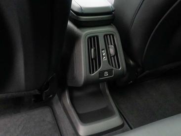 BMW X1 XDrive30e PHEV — photo 36