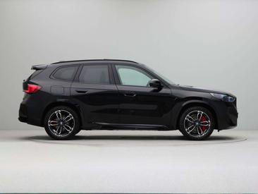 BMW IX1 EDrive20 — photo 3