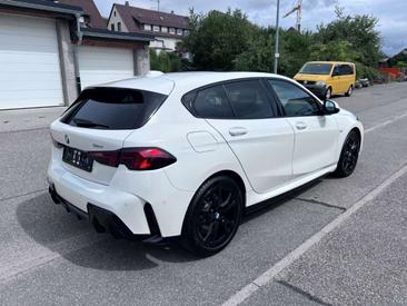 BMW Série 1 Berline 118d — photo 4