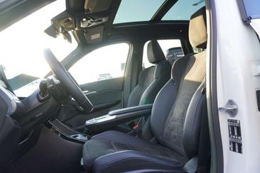 BMW X1 SDrive20d — photo 10