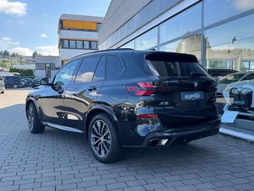 BMW X5 XDrive30d — photo 2