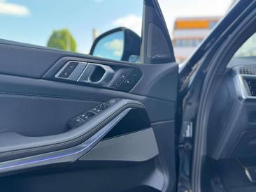 BMW X5 XDrive30d — photo 9