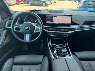 BMW X5 XDrive30d — photo 11