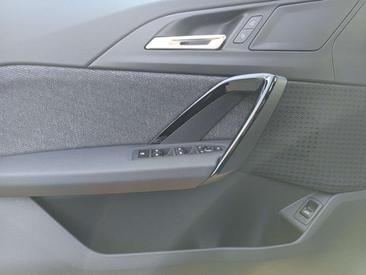 BMW IX2 EDrive20 — photo 14