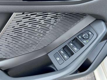 BMW Série 1 Berline 118d — photo 11