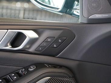 BMW X5 XDrive40d — photo 11