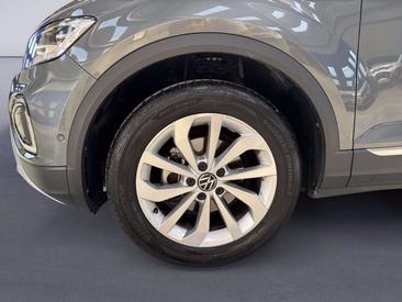 Volkswagen T-Roc 1.0 TSI — photo 14