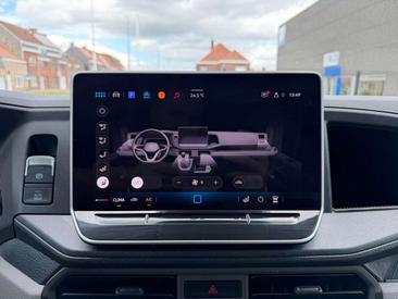 Volkswagen Crafter Van 2.0 TDI 140 — photo 17