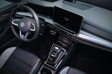 Volkswagen Golf Berline GTE — photo 12