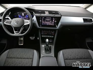 Volkswagen Touran Monospace Compact 1.5 TSI — photo 9