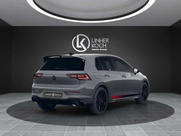 Volkswagen Golf Berline R 4MOTION — photo 5
