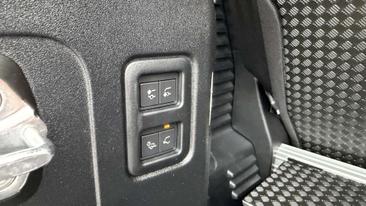 Land Rover Defender 90 P425 X Lichte Vracht Grey — photo 25