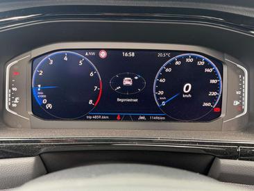Volkswagen T-Roc 1.0 TSI — photo 7