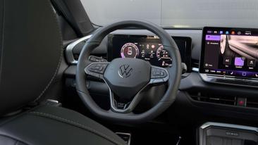 Volkswagen T-Roc 1.5 ETSI — photo 6