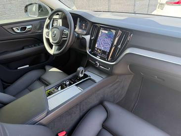 Volvo V60 Break B4 — photo 7