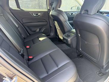 Volvo V60 Break B4 — photo 9