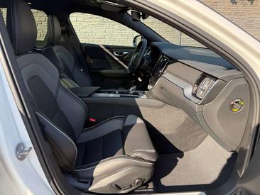 Volvo V60 Break B4 — photo 6