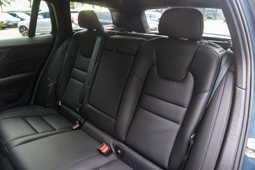 Volvo V60 Break B6 AWD — photo 14