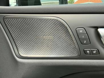 Volvo V60 B4 Plus — photo 9