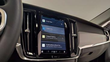 Volvo S90 Berline B4 — photo 14