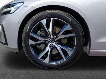 Volvo V60 Break B4 — photo 7