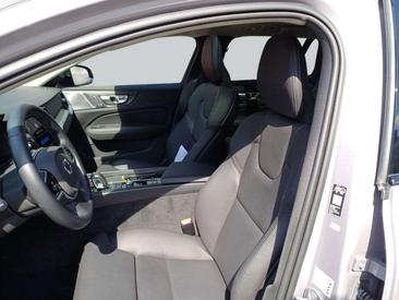 Volvo V60 Break B4 — photo 10