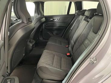 Volvo V60 Break B4 — photo 9