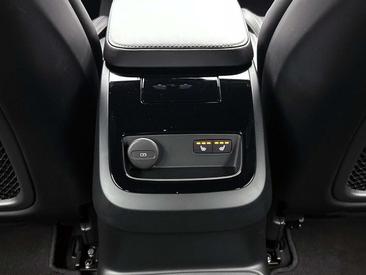 Volvo V60 Break T6 Recharge AWD — photo 9