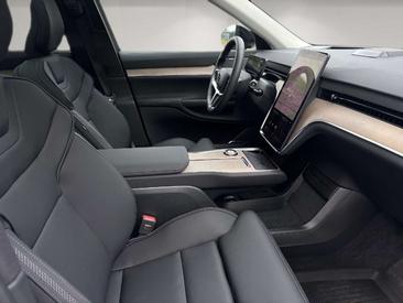 Volvo EX90 Twin Motor — photo 13