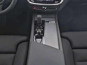 Volvo V60 Break B4 — photo 6