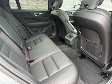 Volvo V60 Break B4 — photo 10