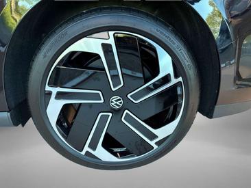 Volkswagen ID. Buzz GTX 4Motion Limited — photo 6