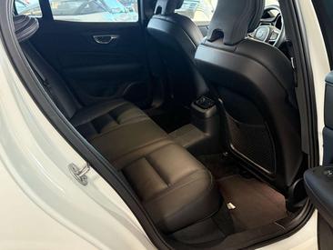 Volvo S60 Berline T6 Recharge AWD — photo 20