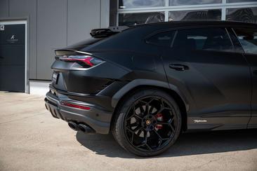 Lamborghini Urus Performante — photo 7