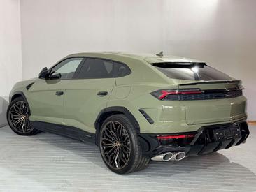 Lamborghini Urus SE — photo 10