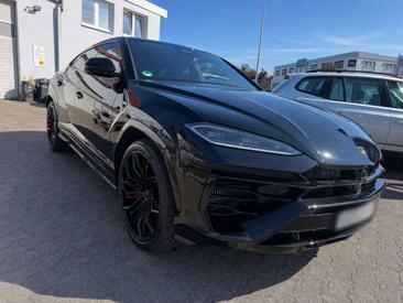 Lamborghini Urus — photo 3