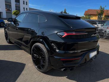 Lamborghini Urus — photo 5