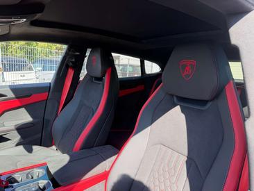 Lamborghini Urus — photo 10