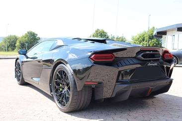 Lamborghini Temerario — photo 11