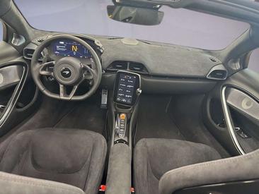McLaren Artura Spider — photo 15