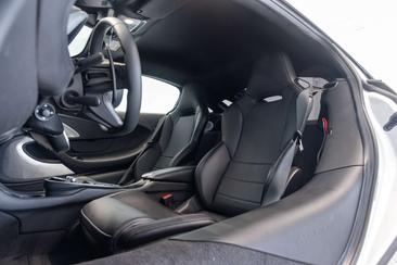 McLaren GT — photo 4
