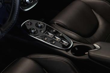 McLaren GT — photo 15