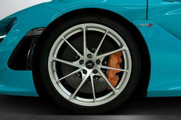 McLaren 750S Spider — photo 9