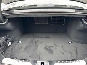 Bentley Continental GT V8 — photo 11