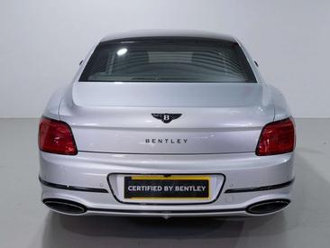 Bentley Flying Spur Berline V8 — photo 6