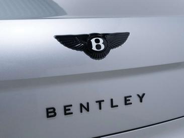 Bentley Flying Spur Berline V8 — photo 10