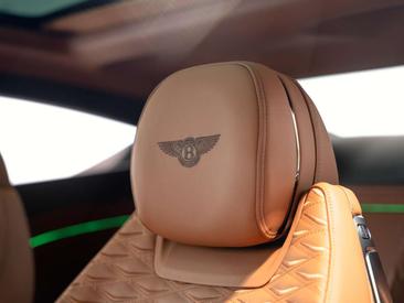 Bentley Continental GT Mulliner — photo 13